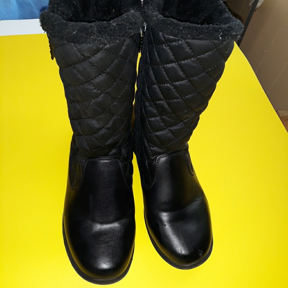 Totes women boots sz.8w